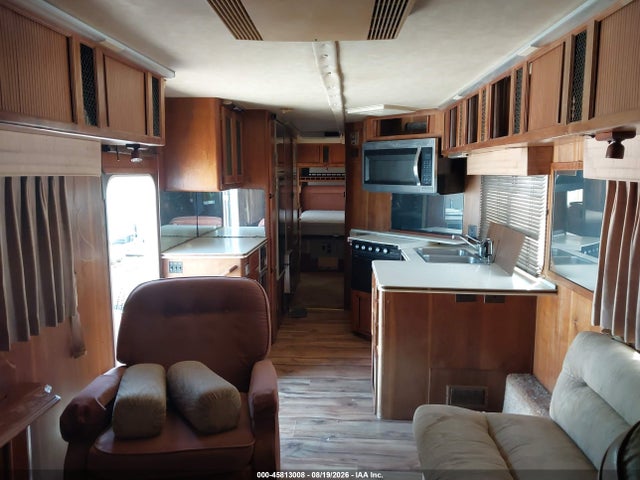 Продажа на аукционе авто 1988 Oshkosh Motor Truck Co. Conventional V, vin: 10T9N9A40H1032074, номер лота: 45813008