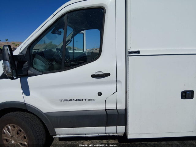 Ford Transit-350 Cutaway 2017 1FDBW5PM2HKB08872 Image 11