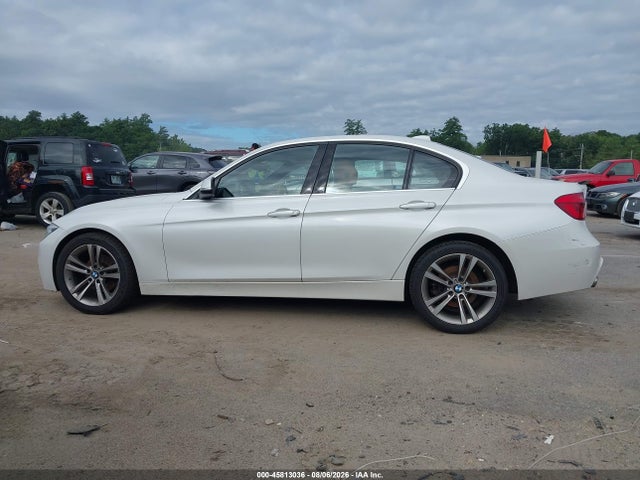 2018 Bmw 330i Xdrive მანქანა იყიდება აუქციონზე, vin: WBA8D9G54JNU67548, აუქციონის ნომერი: 45813036