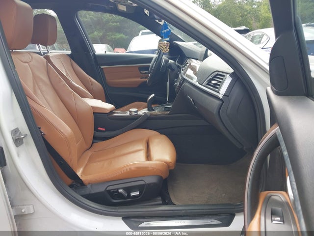 2018 Bmw 330i Xdrive მანქანა იყიდება აუქციონზე, vin: WBA8D9G54JNU67548, აუქციონის ნომერი: 45813036