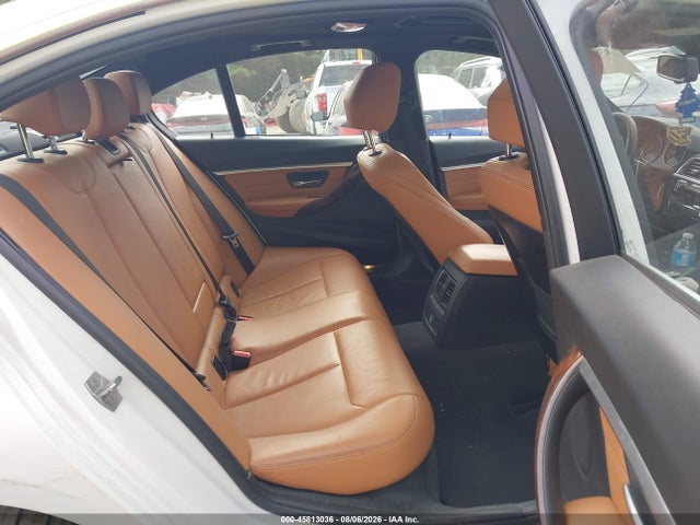 2018 Bmw 330i Xdrive მანქანა იყიდება აუქციონზე, vin: WBA8D9G54JNU67548, აუქციონის ნომერი: 45813036