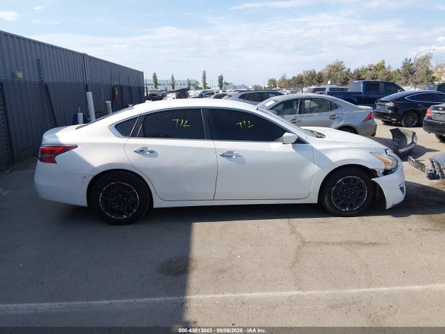 Nissan Altima 2.5 S 2015 1N4AL3AP1FN404287 Image 13