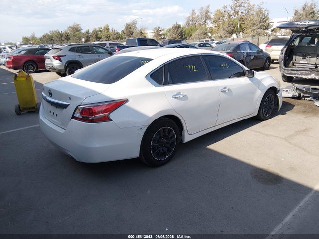 Nissan Altima 2.5 S 2015 1N4AL3AP1FN404287 Image 4