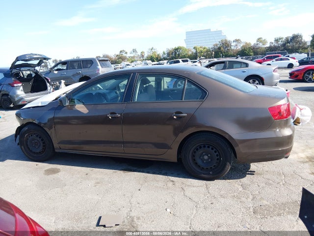 2013 Volkswagen Jetta 2.0l S მანქანა იყიდება აუქციონზე, vin: 3VW2K7AJ3DM236404, აუქციონის ნომერი: 45813058