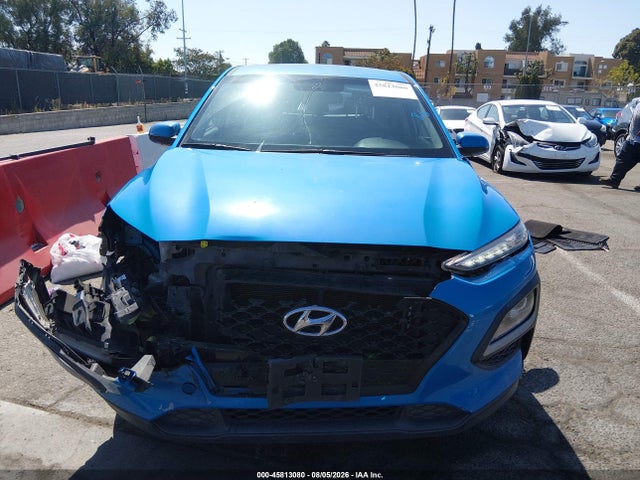 2018 Hyundai Kona Se მანქანა იყიდება აუქციონზე, vin: KM8K12AA9JU177158, აუქციონის ნომერი: 45813080