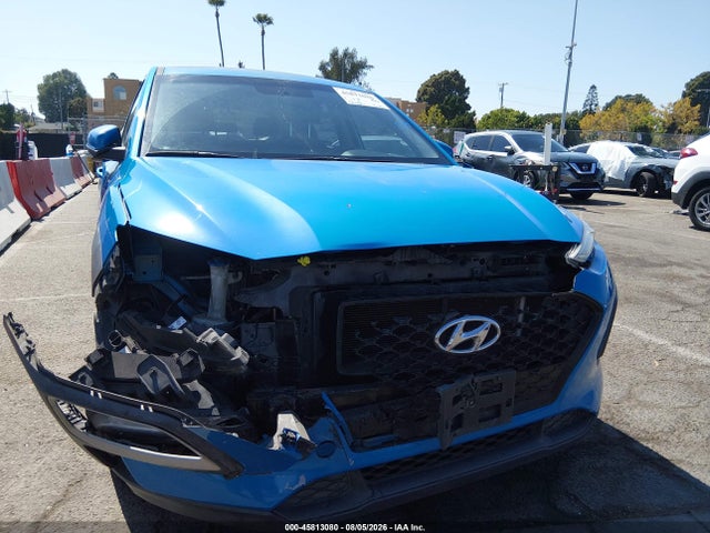 2018 Hyundai Kona Se მანქანა იყიდება აუქციონზე, vin: KM8K12AA9JU177158, აუქციონის ნომერი: 45813080