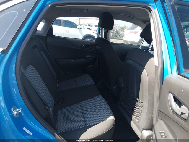 2018 Hyundai Kona Se მანქანა იყიდება აუქციონზე, vin: KM8K12AA9JU177158, აუქციონის ნომერი: 45813080