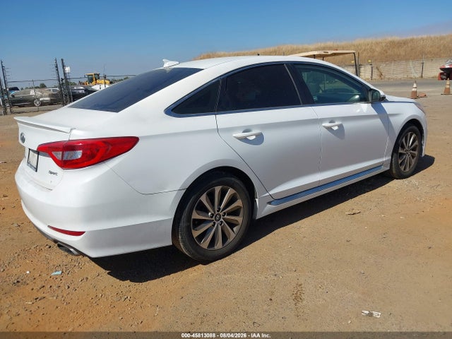Hyundai Sonata Sport 2015 5NPE34AF7FH102964 Image 4