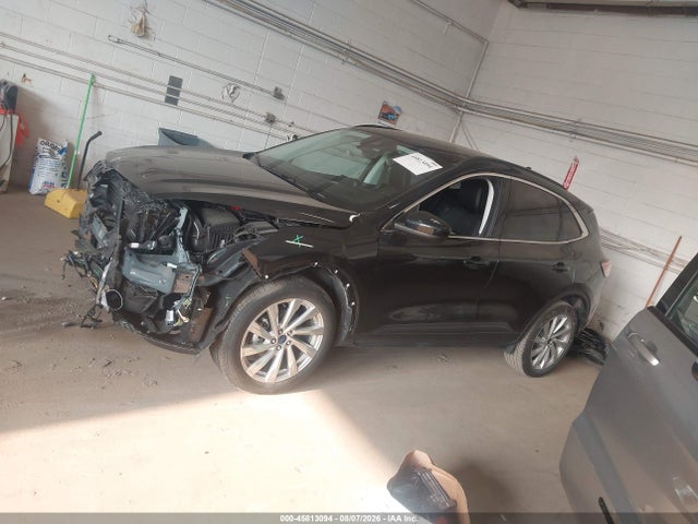 45813094 :رقم المزاد ، 1FMCU9J90NUB57591 vin ، 2022 Ford Escape Titanium مزاد بيع
