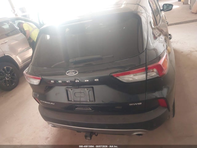 45813094 :رقم المزاد ، 1FMCU9J90NUB57591 vin ، 2022 Ford Escape Titanium مزاد بيع
