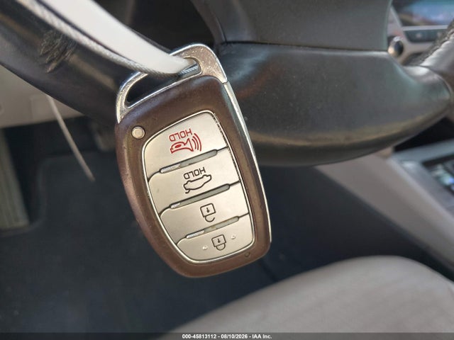 Продаж на аукціоні авто 2017 Hyundai Elantra Limited, vin: 5NPD84LF5HH154381, номер лоту: 45813112