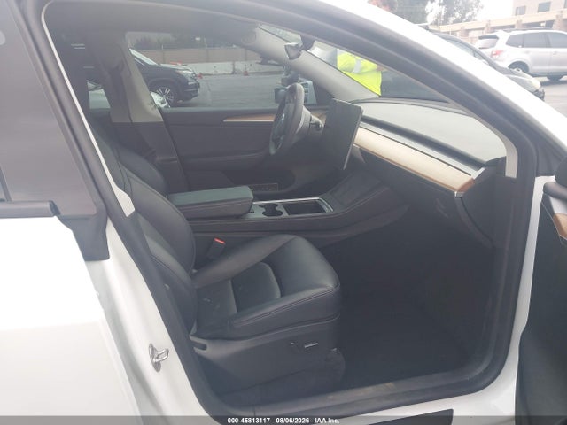 Продаж на аукціоні авто 2023 Tesla Model Y Awd/long Range Dual Motor All-wheel Drive, vin: 7SAYGDEE1PF962865, номер лоту: 45813117