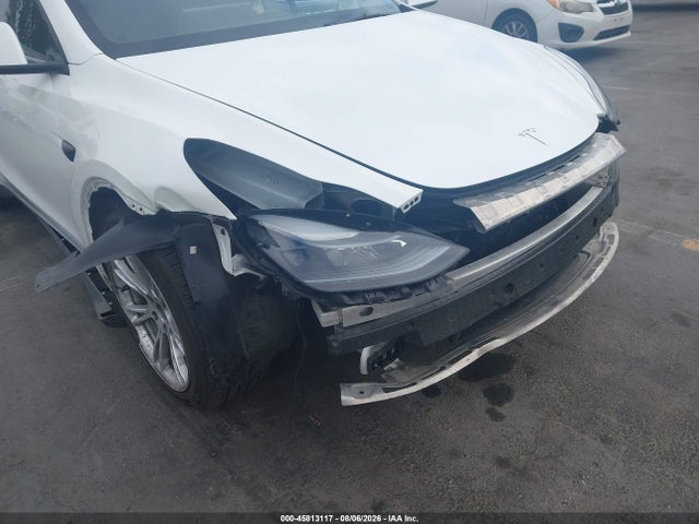 Продаж на аукціоні авто 2023 Tesla Model Y Awd/long Range Dual Motor All-wheel Drive, vin: 7SAYGDEE1PF962865, номер лоту: 45813117