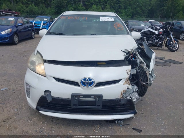 45813171 :رقم المزاد ، JTDKN3DU8D5623738 vin ، 2013 Toyota Prius Three Se مزاد بيع