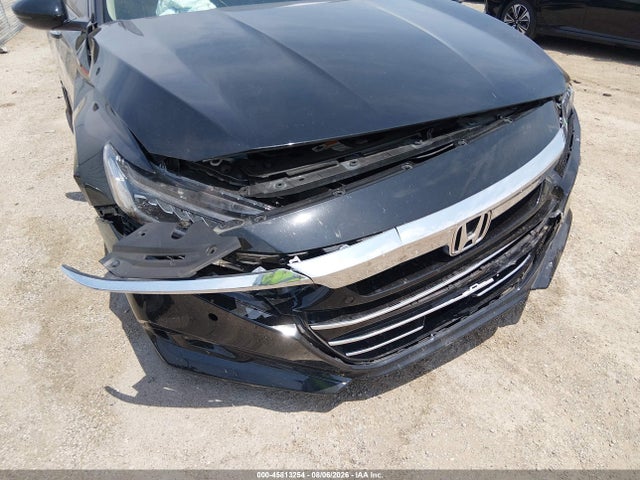 45813254 :رقم المزاد ، 1HGCV2F95NA012387 vin ، 2022 Honda Accord Touring مزاد بيع