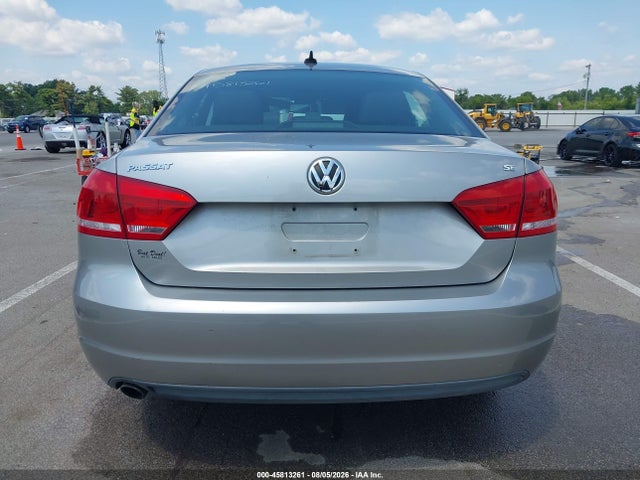 2013 Volkswagen Passat 2.5l Se მანქანა იყიდება აუქციონზე, vin: 1VWBP7A34DC074724, აუქციონის ნომერი: 45813261