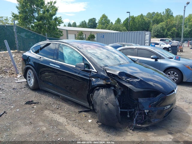 2020 Tesla Model X Long Range Dual Motor All-wheel Drive/long Range Plus Dual Motor All-wheel Drive მანქანა იყიდება აუქციონზე, vin: 5YJXCAE23LF299964, აუქციონის ნომერი: 45813379