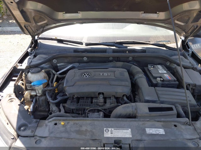Продажа на аукционе авто 2018 Volkswagen Jetta 1.8t Sel, vin: 3VWL17AJXJM205105, номер лота: 45813396