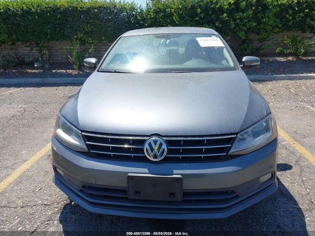 Продажа на аукционе авто 2018 Volkswagen Jetta 1.8t Sel, vin: 3VWL17AJXJM205105, номер лота: 45813396