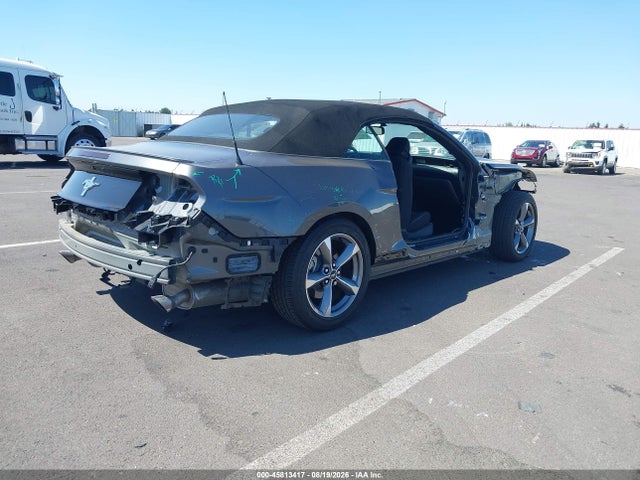 Ford Mustang V6 2017 1FATP8EM7H5239732 Image 4