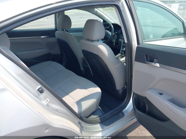 2020 Hyundai Elantra Se მანქანა იყიდება აუქციონზე, vin: 5NPD74LF8LH615231, აუქციონის ნომერი: 45813425