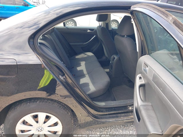 45813432 :رقم المزاد ، 3VW2K7AJ5DM291047 vin ، 2013 Volkswagen Jetta 2.0l S مزاد بيع