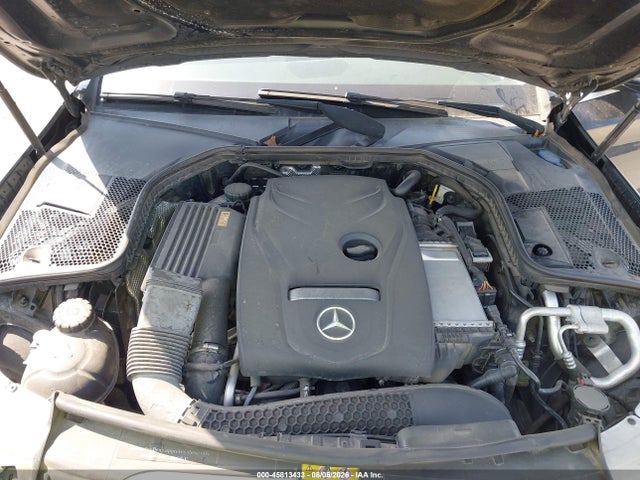 45813433 :رقم المزاد ، 55SWF4JB3HU196799 vin ، 2017 Mercedes-benz C 300 مزاد بيع