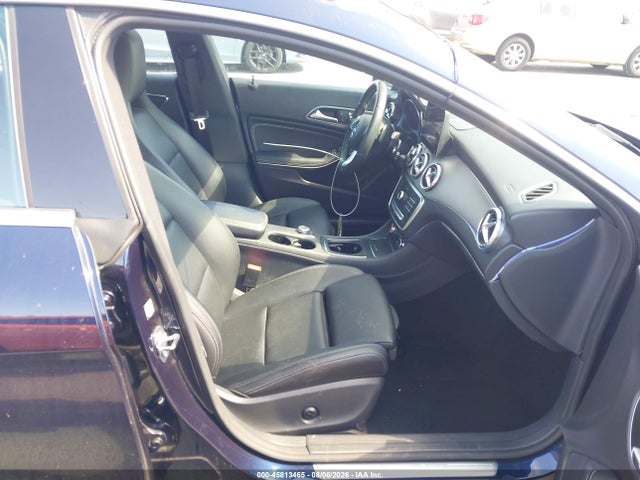 WDDSJ4EB1JN663305 Mercedes-Benz CLA 250
