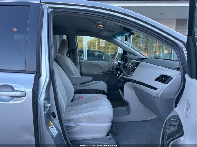 Продажа на аукционе авто 2014 Toyota Sienna Le V6 8 Passenger, vin: 5TDKK3DCXES478665, номер лота: 45813520