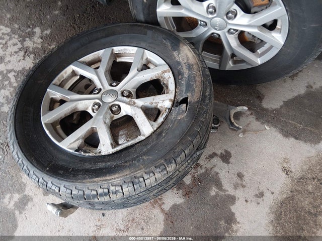45813597 :رقم المزاد ، 1C4RJKBG3P8768156 vin ، 2023 Jeep Grand Cherokee L Limited 4x4 مزاد بيع