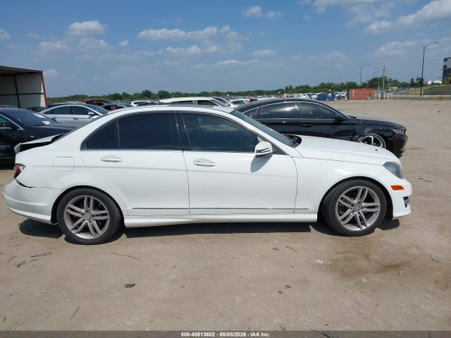 45813602 :رقم المزاد ، WDDGF4HB8DA768115 vin ، 2013 Mercedes-benz C 250 Sport مزاد بيع