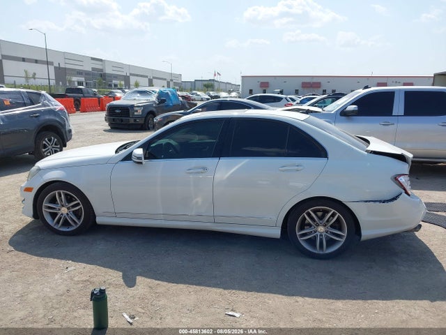 45813602 :رقم المزاد ، WDDGF4HB8DA768115 vin ، 2013 Mercedes-benz C 250 Sport مزاد بيع