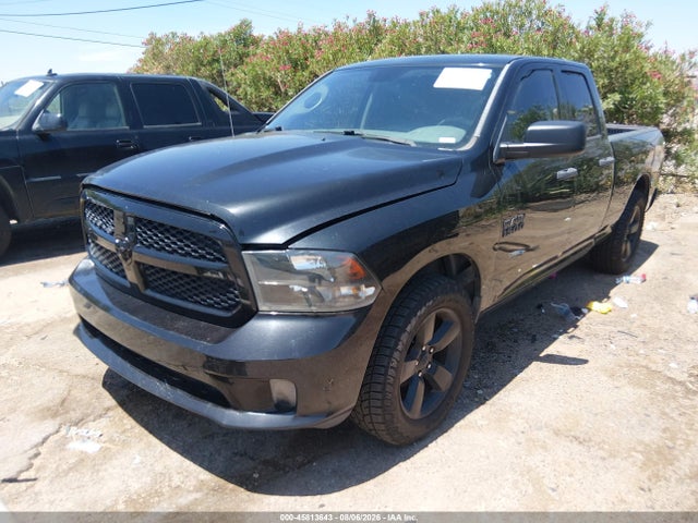 45813643 :رقم المزاد ، 1C6RR6FG3HS855867 vin ، 2017 Ram 1500 Express  4x2 6'4 Box مزاد بيع