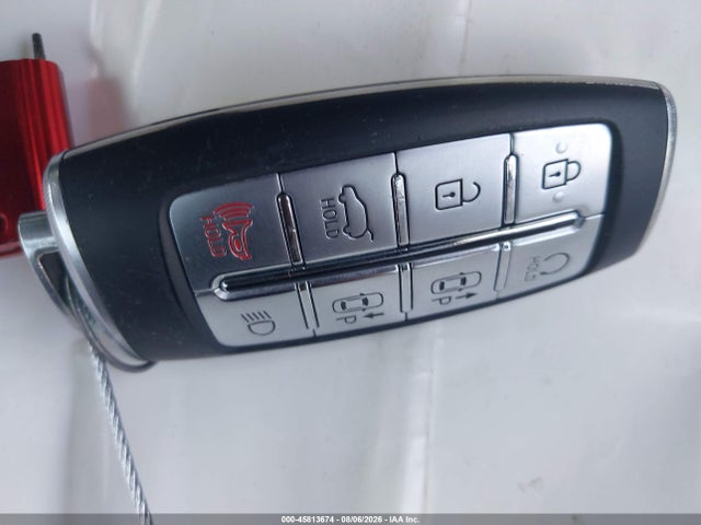 Genesis Gv70 2.5t Awd 2022 KMUMADTBXNU051232 Image 11