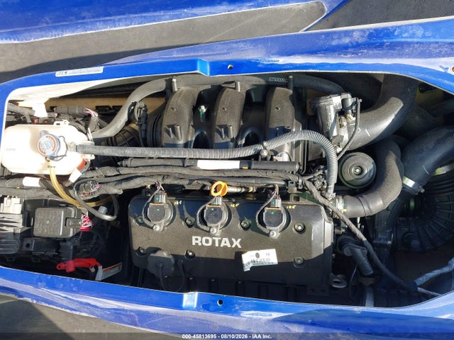 45813695 :رقم المزاد ، YDV49783B020 vin ، 2020 Seadoo Wake Pro 230 مزاد بيع