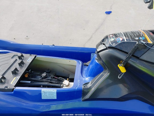 45813695 :رقم المزاد ، YDV49783B020 vin ، 2020 Seadoo Wake Pro 230 مزاد بيع