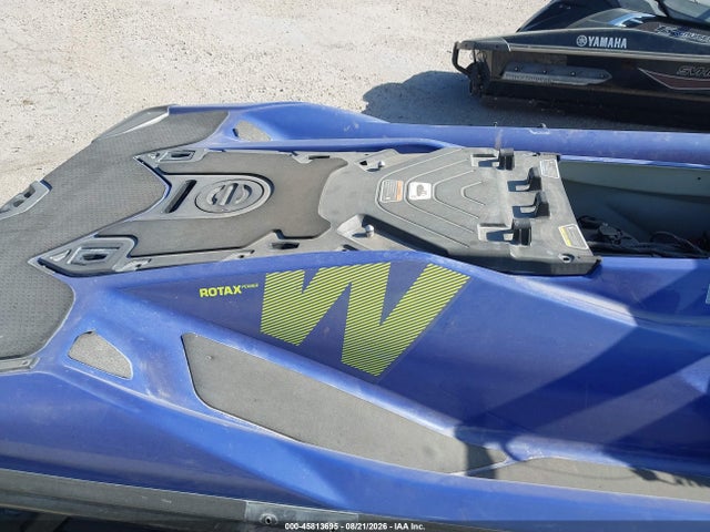 45813695 :رقم المزاد ، YDV49783B020 vin ، 2020 Seadoo Wake Pro 230 مزاد بيع