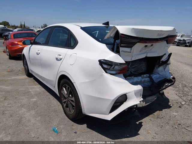 KIA Forte Lxs 2023 3KPF24AD3PE604611 Image 3
