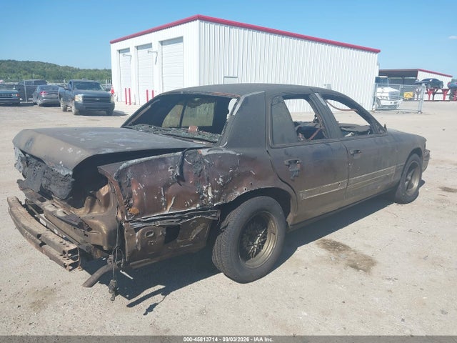 Продажа на аукционе авто 2001 Ford Crown Victoria Lx, vin: 2FAFP74W91X151893, номер лота: 45813714