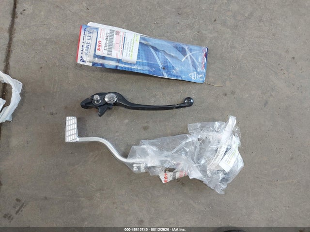 45813740 :رقم المزاد ، JS1EM13B0R7103303 vin ، 2024 Suzuki Gsx800 F مزاد بيع