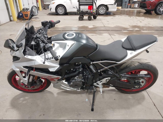 45813740 :رقم المزاد ، JS1EM13B0R7103303 vin ، 2024 Suzuki Gsx800 F مزاد بيع