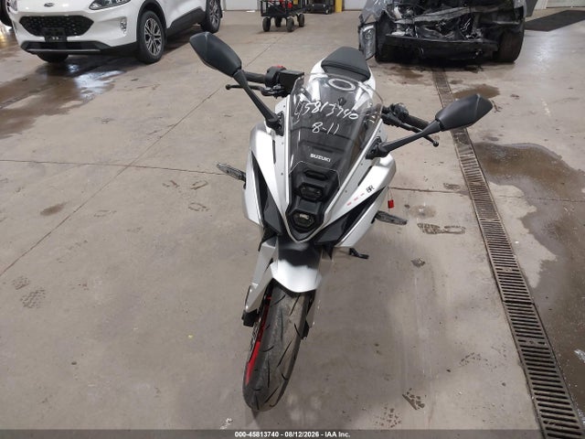 45813740 :رقم المزاد ، JS1EM13B0R7103303 vin ، 2024 Suzuki Gsx800 F مزاد بيع
