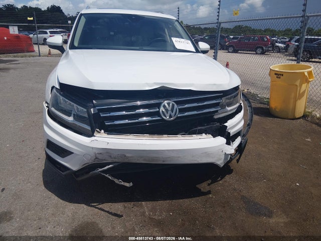 2020 Volkswagen Tiguan 2.0t Se/2.0t Se R-line Black/2.0t Sel მანქანა იყიდება აუქციონზე, vin: 3VV3B7AX2LM021009, აუქციონის ნომერი: 45813743