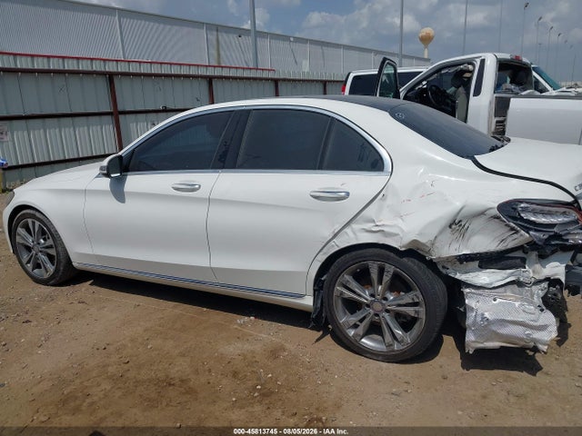 45813745 :رقم المزاد ، 55SWF4JB6HU207844 vin ، 2017 Mercedes-benz C 300 مزاد بيع