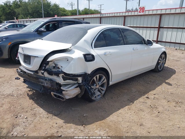 45813745 :رقم المزاد ، 55SWF4JB6HU207844 vin ، 2017 Mercedes-benz C 300 مزاد بيع