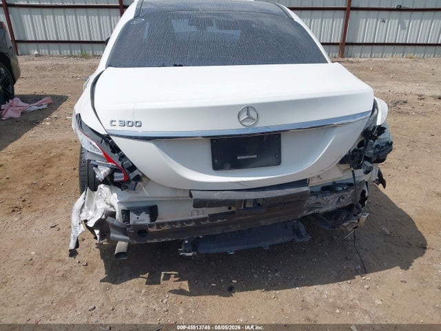 45813745 :رقم المزاد ، 55SWF4JB6HU207844 vin ، 2017 Mercedes-benz C 300 مزاد بيع