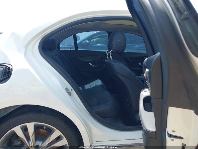 45813745 :رقم المزاد ، 55SWF4JB6HU207844 vin ، 2017 Mercedes-benz C 300 مزاد بيع
