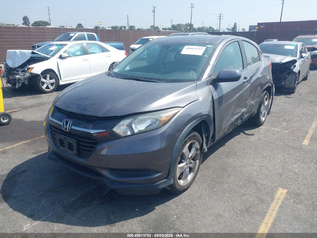 Honda HR-V LX 2018 3CZRU5H31JM715644 Image 2