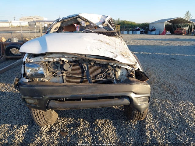 45813771 :رقم المزاد ، 5TEWN72N22Z094382 vin ، 2002 Toyota Tacoma Base V6 مزاد بيع
