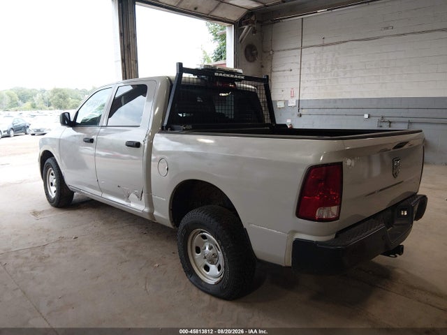 45813812 :رقم المزاد ، 1C6RR7KG3KS746134 vin ، 2019 Ram 1500 Classic Tradesman  4x4 5'7 Box مزاد بيع